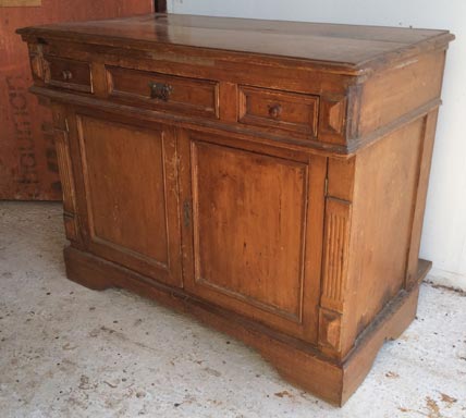 Antique Spanish cupboard2