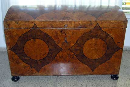 Antique Furniture - Biedermeier Trunk 1